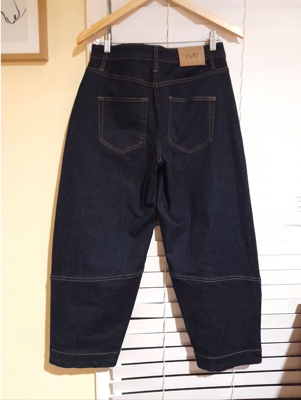 Ruti Petite Ultimate Barrel Leg Jeans 2.0 Nyx Dark Wash Sz 6P - Picture 8 of 10